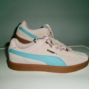 Women’s Puma Super Liga OG Retro Sneakers Size US 7.5. Pink/Teal/Blue